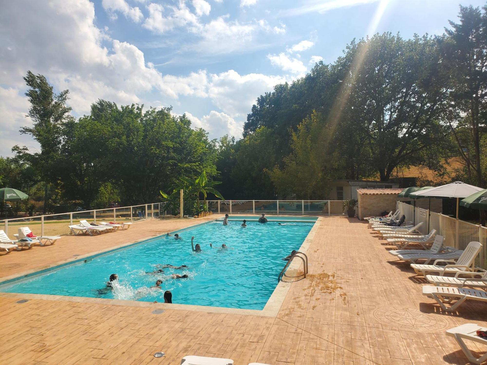 Camping Nature Le Valenty Mobil-Home-Dordogne Panoramique Clim Piscine Soturac Екстериор снимка